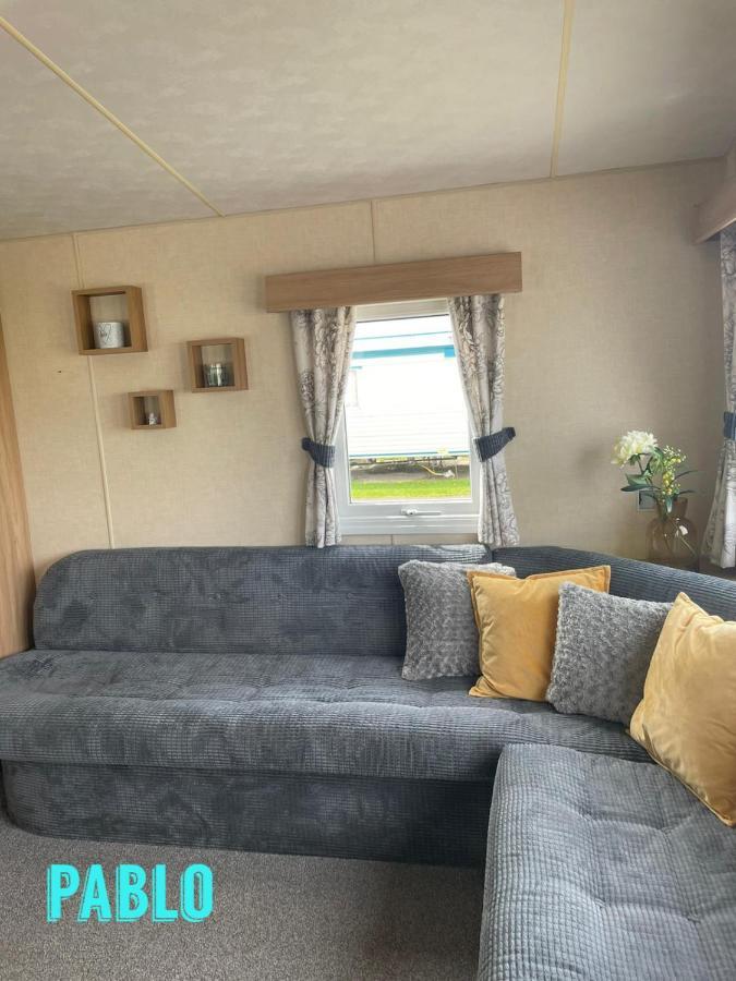 Towyn Six Berth En Suite Caravan Rhyl Zewnętrze zdjęcie