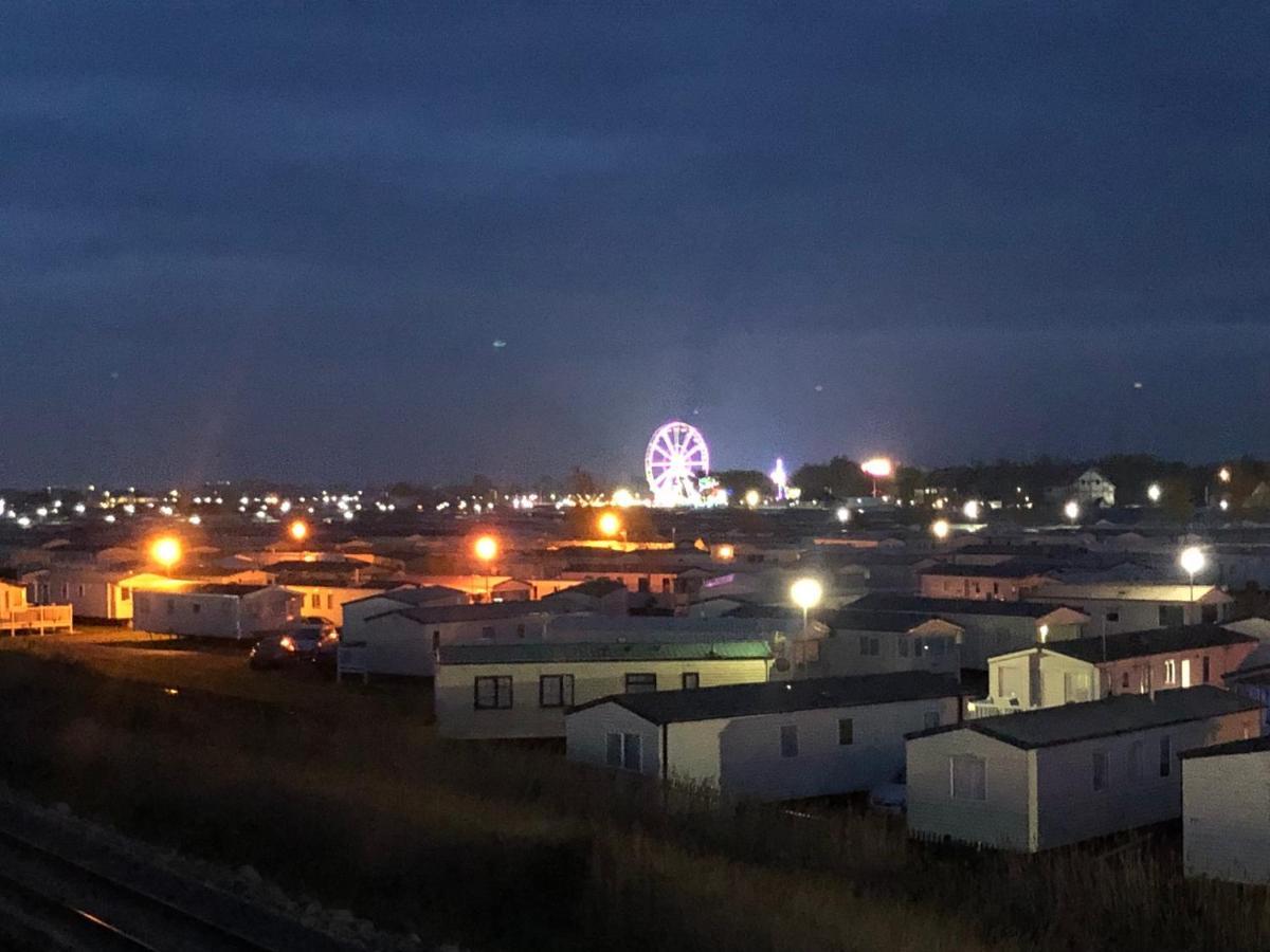 Towyn Six Berth En Suite Caravan Rhyl Zewnętrze zdjęcie